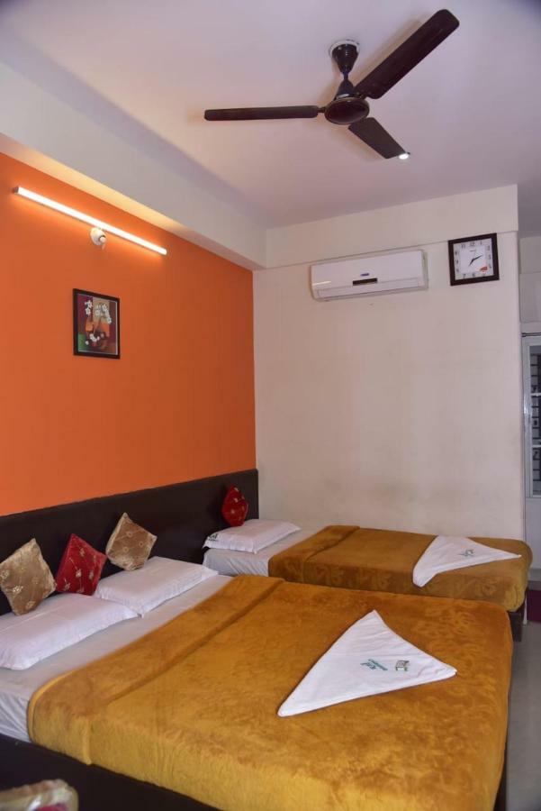 Raj Residency Hotel Maiçor Exterior foto